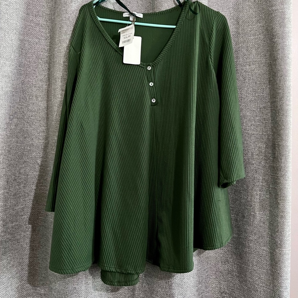 Green casual long shirt
